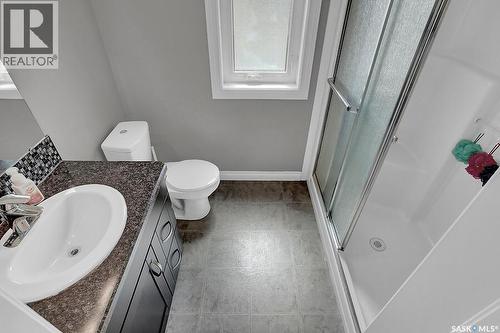8705 Hincks Lane, Regina, SK 
