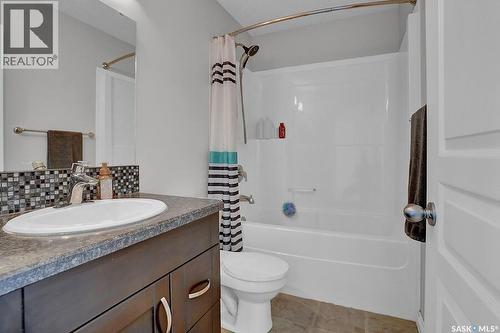 8705 Hincks Lane, Regina, SK 
