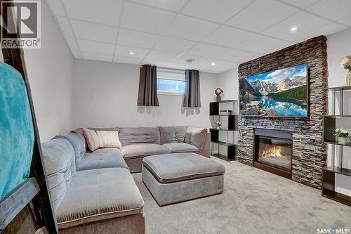 8705 Hincks Lane, Regina, SK 