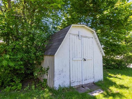 25 Liberty Lane, Amherst, NS 