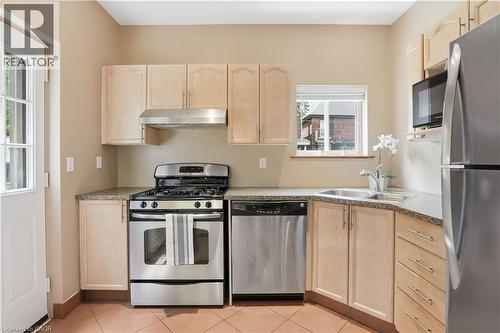 19 Huntley Street, Hamilton, ON 