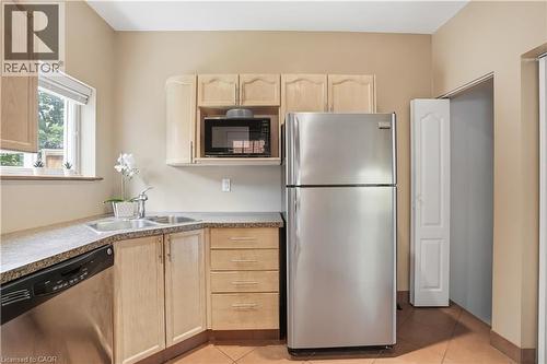 19 Huntley Street, Hamilton, ON 