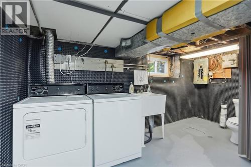 19 Huntley Street, Hamilton, ON 