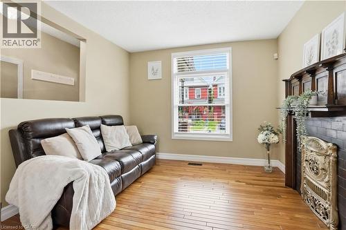 19 Huntley Street, Hamilton, ON 