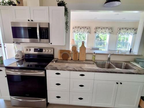 J 51 First Avenue, Tennecape, NS 