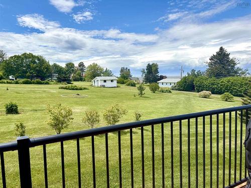 J 51 First Avenue, Tennecape, NS 