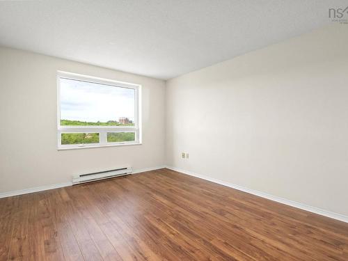 910 30 Brookdale Crescent, Dartmouth, NS 