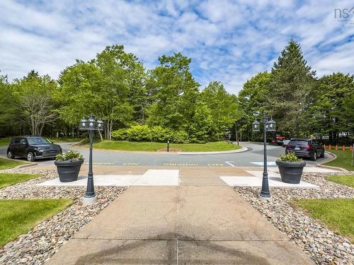 910 30 Brookdale Crescent, Dartmouth, NS 