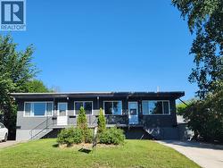 2152-2156 MCBRIDE CRESCENT Prince George, BC V2M 1Z6