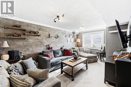 14 Ormandy Court, Whitby, ON 