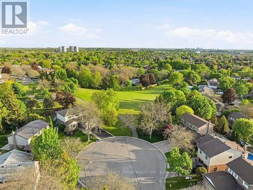 14 Ormandy Court, Whitby, ON 