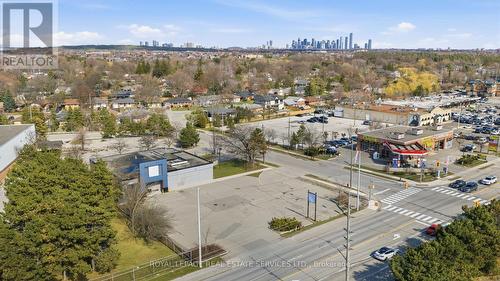 61 Queen Street N, Mississauga, ON 