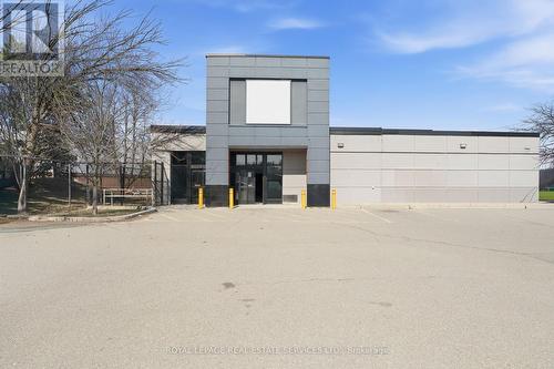 61 Queen Street N, Mississauga, ON 
