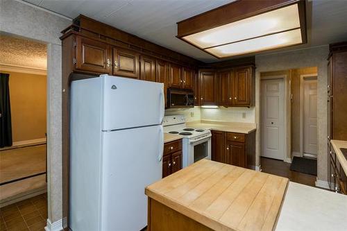 4518 Roblin Blvd, Winnipeg, MB 