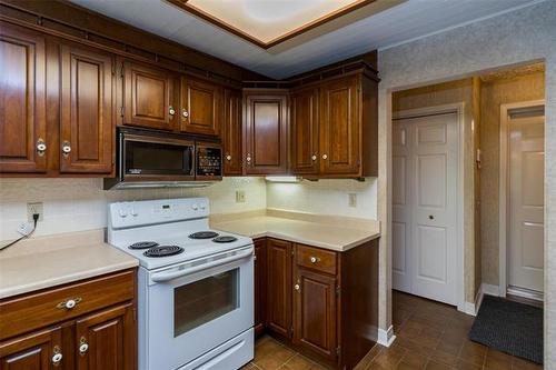 4518 Roblin Blvd, Winnipeg, MB 