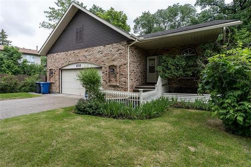 4518 Roblin Blvd, Winnipeg, MB 