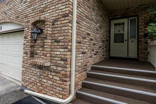 4518 Roblin Blvd, Winnipeg, MB 