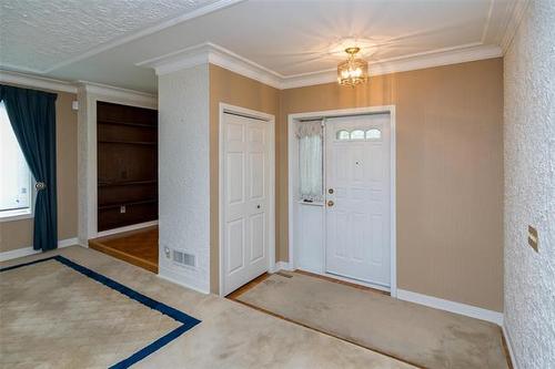 4518 Roblin Blvd, Winnipeg, MB 