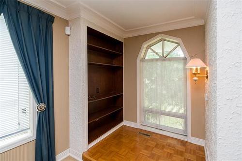 4518 Roblin Blvd, Winnipeg, MB 