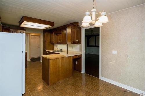 4518 Roblin Blvd, Winnipeg, MB 
