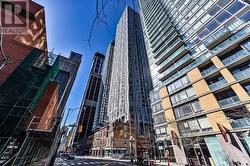 3208 - 1 YORKVILLE AVENUE Toronto, ON M4W 0B1