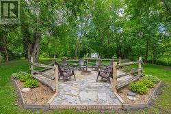 Fire-pit with flagstone - 