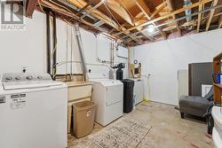Large Laundry Room - 
