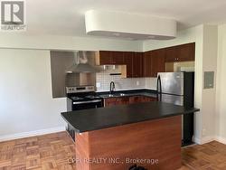 104 - 6 HILL HEIGHTS ROAD  Toronto, ON M8Y 1Z1