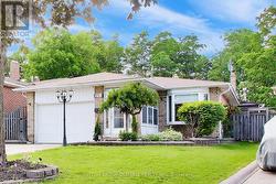 251 CHALFIELD LANE  Mississauga, ON L4Z 1L1