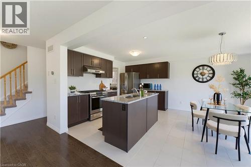 47 Newcastle Court, Kitchener, ON 