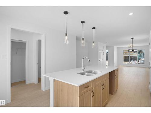 22509 83A Av Nw, Edmonton, AB 