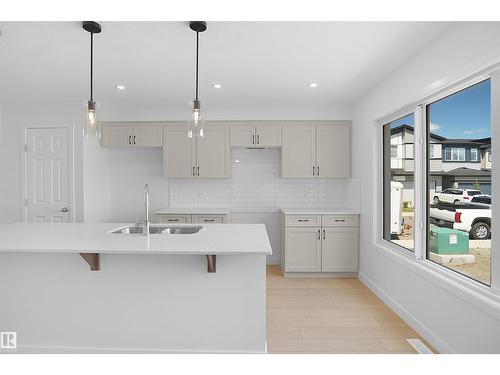 22509 83A Av Nw, Edmonton, AB 