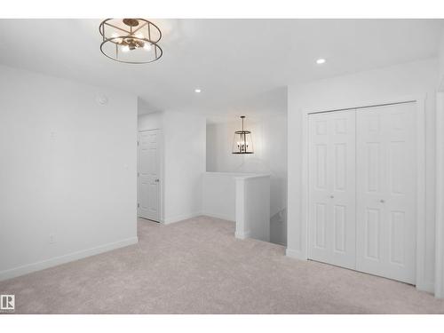 22509 83A Av Nw, Edmonton, AB 