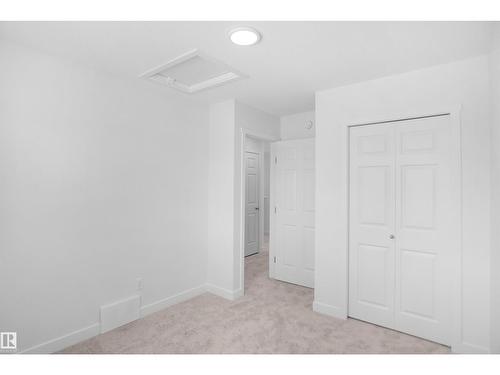 22509 83A Av Nw, Edmonton, AB 
