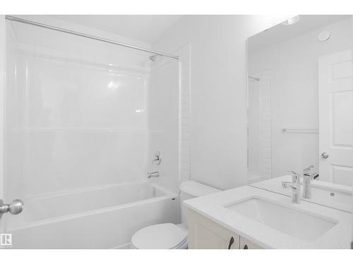 22509 83A Av Nw, Edmonton, AB 