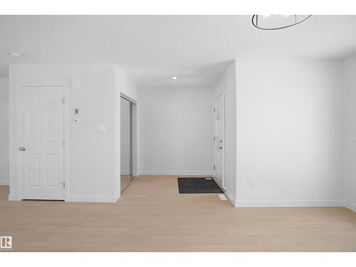 22509 83A Av Nw, Edmonton, AB 