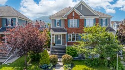 506 Rue Magloire-Laflamme  Mont-Saint-Hilaire, QC J3H 0B8