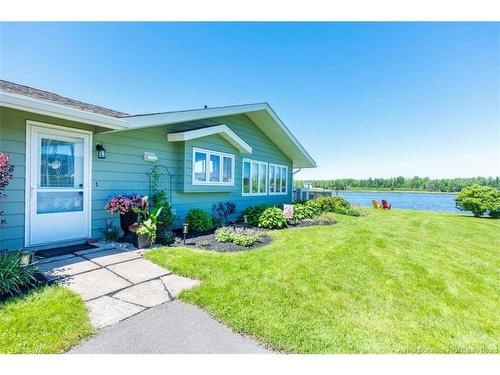 14 Aline Ave, Shediac Bridge, NB 
