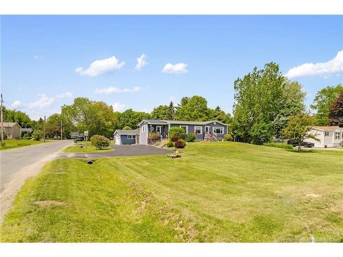 82 Nevers Rd, Lincoln, NB 