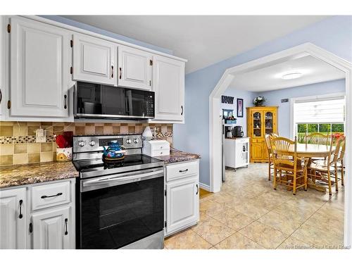 82 Nevers Rd, Lincoln, NB 