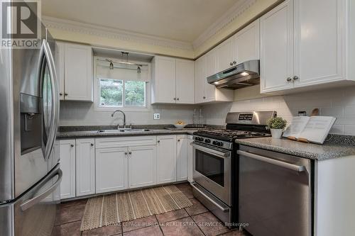 12 Branthaven Drive, Hamilton, ON 