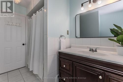 12 Branthaven Drive, Hamilton, ON 