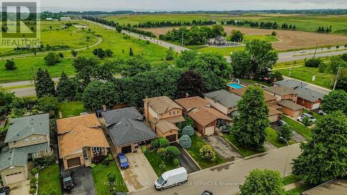 12 Branthaven Drive, Hamilton, ON 