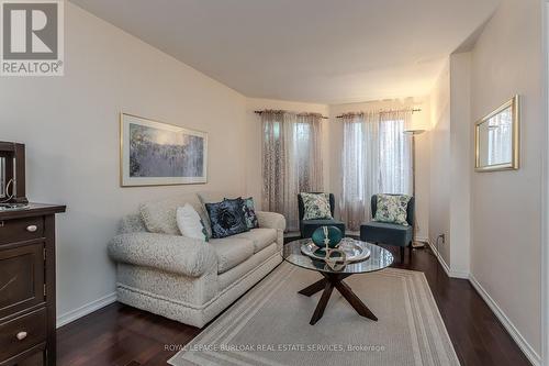 12 Branthaven Drive, Hamilton, ON 