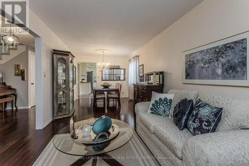 12 Branthaven Drive, Hamilton, ON 