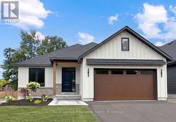 33 DEERVIEW DRIVE  Quinte West (Murray Ward), ON K8V 5P4