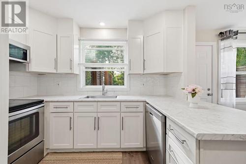 25 Dipper Crescent, Halifax, NS 