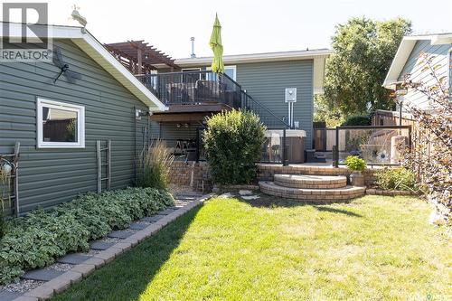 600 5Th Avenue W, Assiniboia, SK 