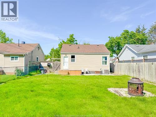 2392 Louis, Windsor, ON 