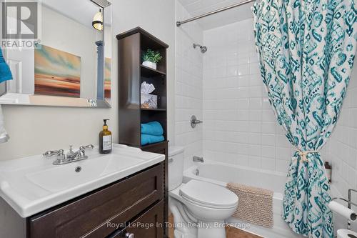 4 Piece Bath Lower - Midland, ON 